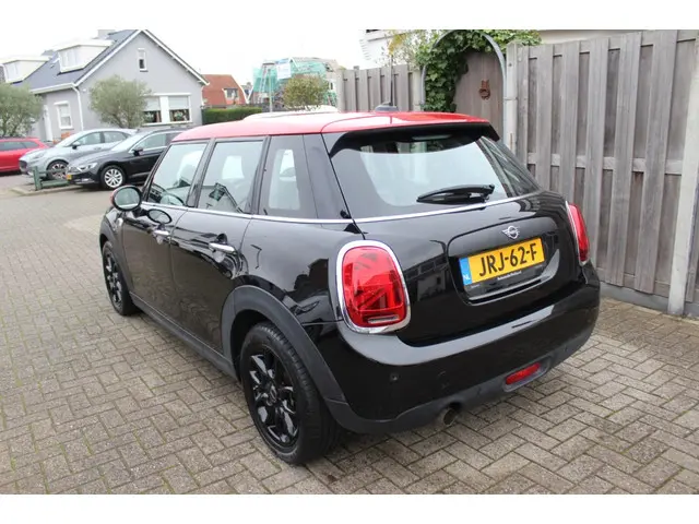 MINI One Mini 1.5 Business Plus Automaat 2019 Benzine