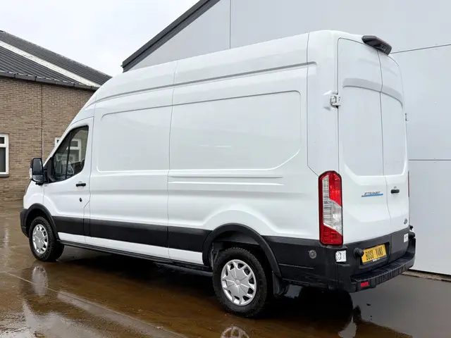 Ford E-Transit 390 184PK 2023 Elektrisch 2