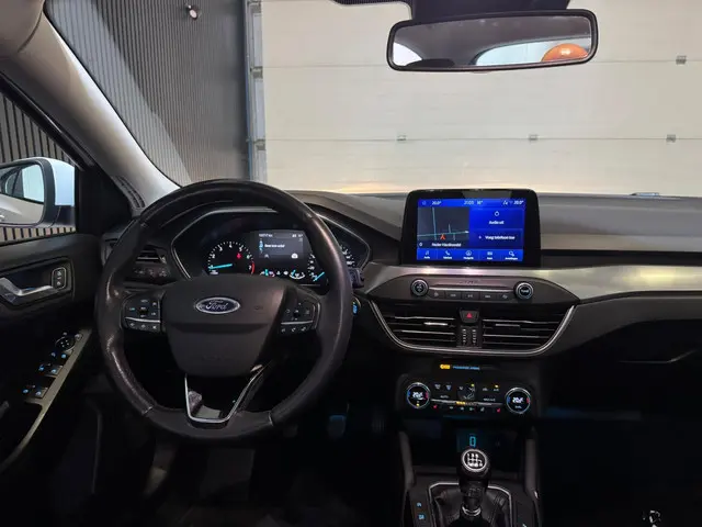 Ford Focus 1.0 EcoBoost ST Line Business 2018 Benzine 12