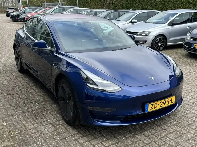 Tesla Model 3 Long Range AWD 75 kWh 2019 Elektrisch 18