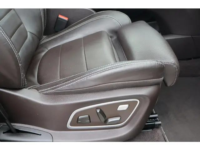 Renault Espace 1.8 TCe Initiale Paris 7p. 2019 Benzine 16