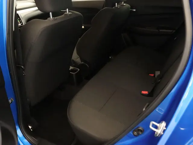 Suzuki Swift 1.2 Style Smart Hybrid 2017 Benzine 4