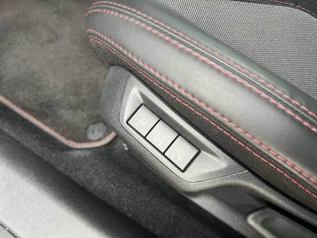 Peugeot 308 1.6 e-THP GTi 250 2016 Benzine 14