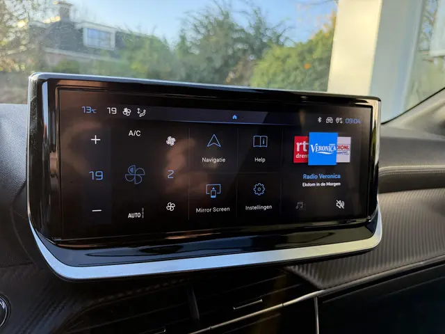 Peugeot 208 1.2 PureTech 100 GT 2024 Benzine 20