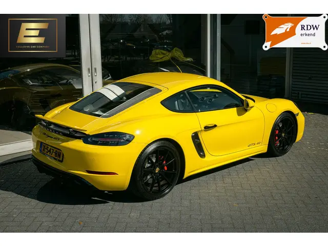 Porsche 718 Cayman GTS 4.0 | Racing Yellow 2023 Benzine 23