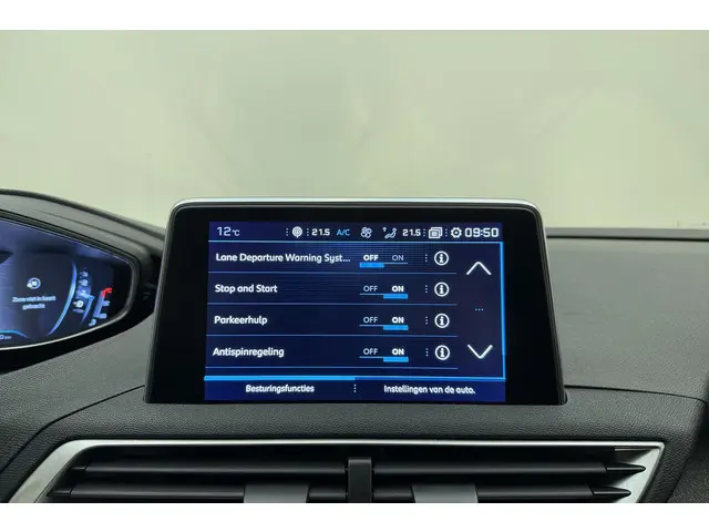 Peugeot 3008 1.6 e-THP Allure 2018 Benzine 25