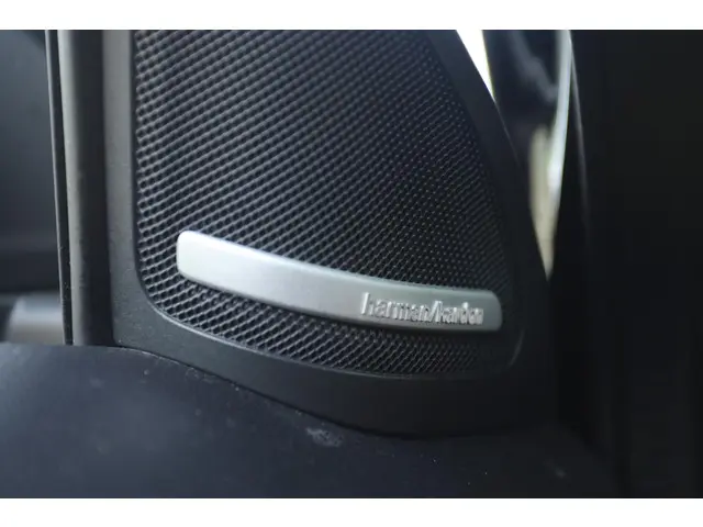 Mercedes-Benz GLA 200 PRESTIGE AUT. AMG 2016 Benzine 29