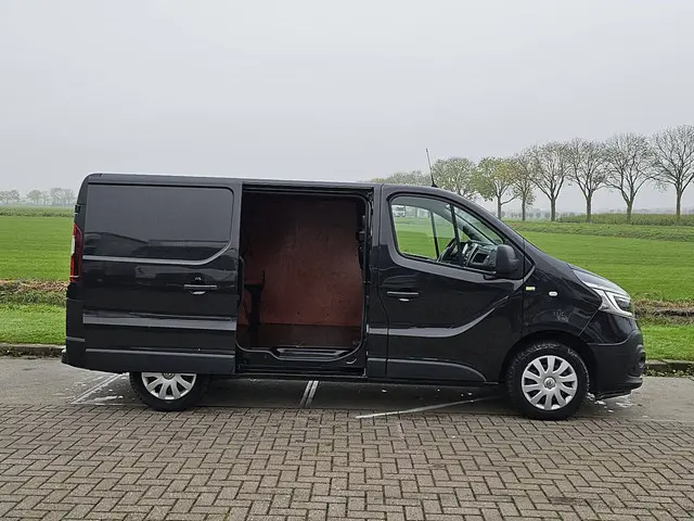 Renault Trafic 2.0 DCI 2019 Diesel 12