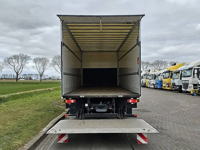 Iveco Eurocargo 160E28 2022 Diesel 12