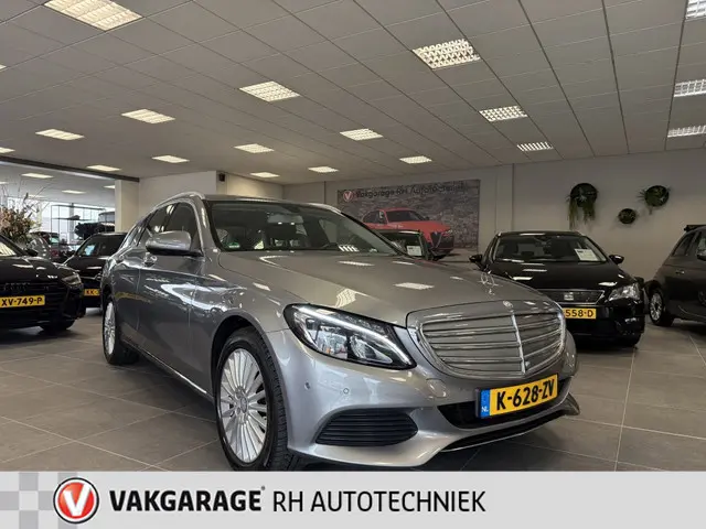 Mercedes-Benz C-Klasse 2