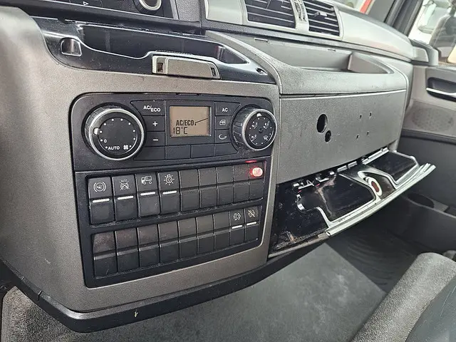 MAN TGL 8.180 2014 Diesel 10