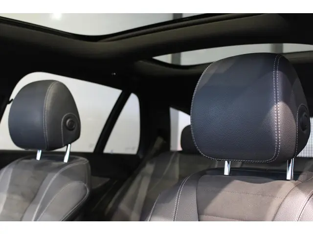 Mercedes-Benz E-Klasse Estate 200 Ambition 2017 Benzine 10