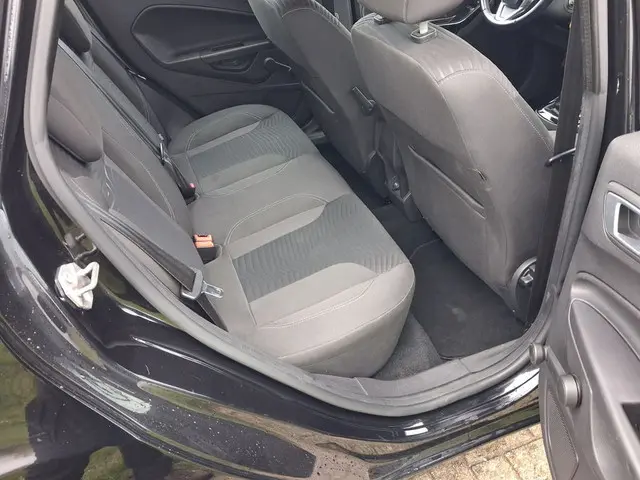 Ford Fiesta 1.0 EcoBoost Titanium 2013 Benzine 9