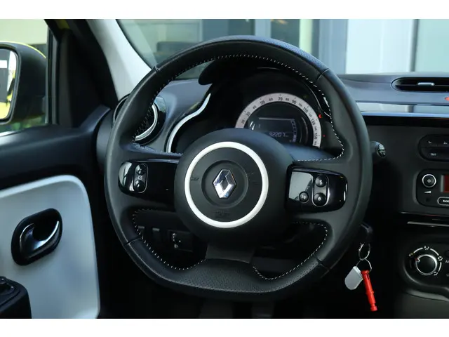 Renault Twingo 1.0 SCe Dynamique 2015 Benzine 18