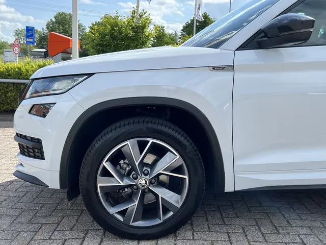 Škoda Kodiaq 1.5 TSI DSG Sportline Business 2020 Benzine 46