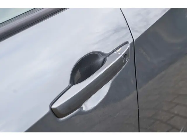 Honda Civic 1.0i VTEC ELEGANCE TURBO 2017 Benzine 37