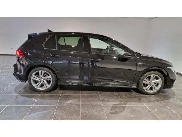 Volkswagen Golf 1.5 eTSI R-Line 2022 Benzine 13