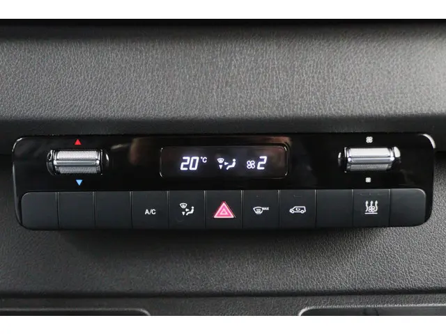 Mercedes-Benz Sprinter 317 CDI Aut. L2H2 2022 Diesel 44