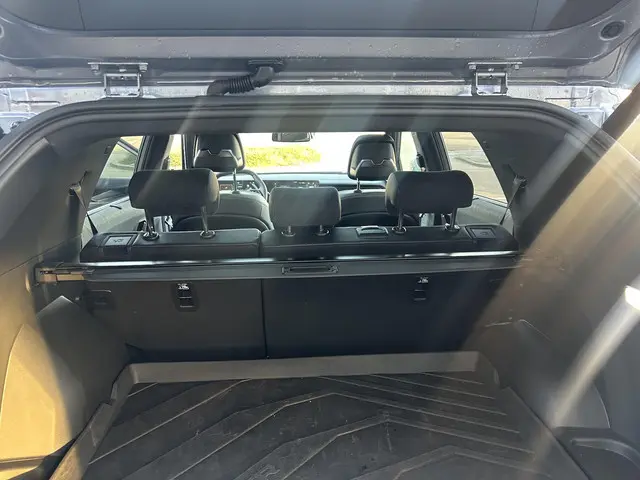 KGM Actyon Hybrid PLATINUM + 2026 Benzine 15