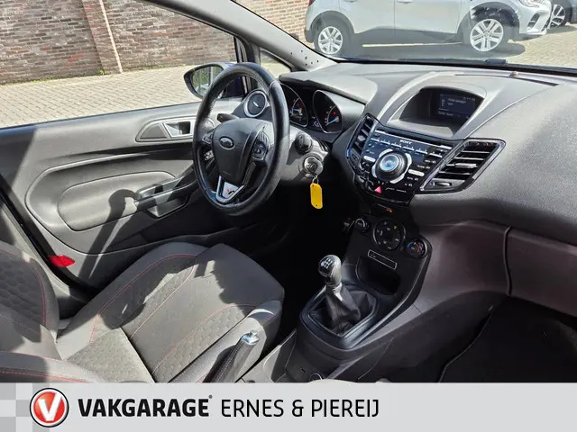 Ford Fiesta 1.0 EcoBoost Titanium 2017 Benzine 18