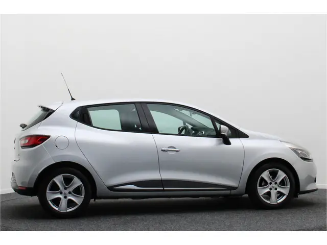 Renault Clio 0.9 TCe ECO Night&Day 2014 Benzine 9