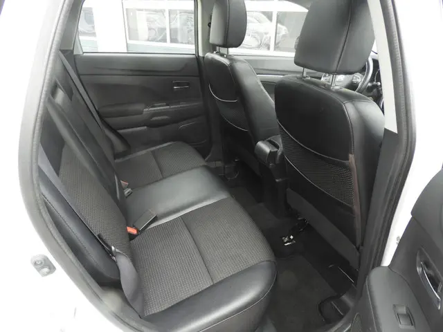 Citroën C4 Aircross 1.6 Exclusive 2013 Benzine 17