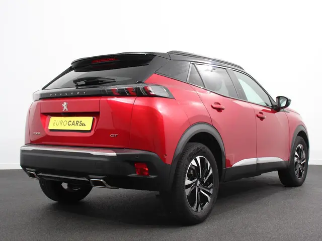 Peugeot 2008 1.2 PureTech 130 GT 2023 Benzine 6
