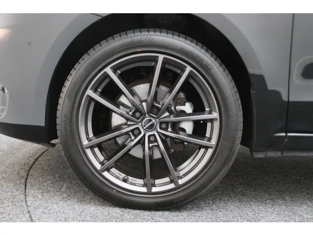 Mercedes-Benz Vito 114 CDI Lang 2020 Diesel 24