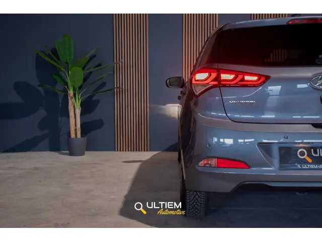 Hyundai i20 1.2 HP i-Motion Premium 2017 Benzine 20