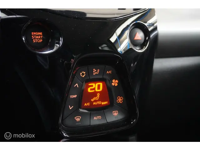 Peugeot 108 1.0 e-VTi Allure TOP! 2018 Benzine 21