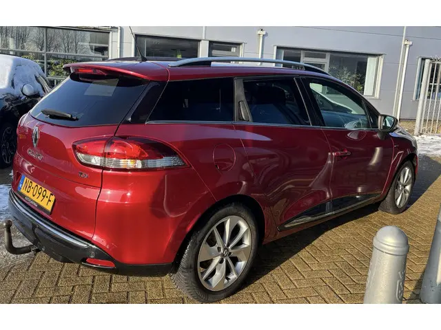 Renault Clio Estate 0.9 TCe Limited 2017 Benzine 3