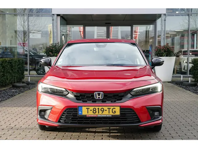 Honda Civic 2.0i e:HEV SPORT 2023 Hybride Benzine 54