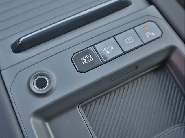 Kia EV9 Plus 99.8 kWh RWD 2026 Elektrisch 18