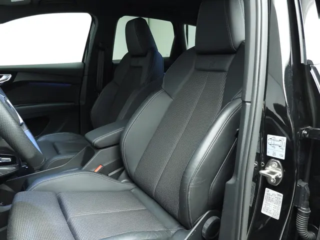 Audi Q4 e-tron 35 S edition 55 kWh 2022 Elektrisch 8