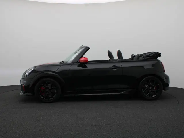 MINI Cooper Cabrio John Works 2025 Benzine 4