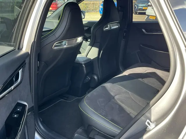 Kia EV6 GT AWD 77.4 kWh 2024 Elektrisch 8