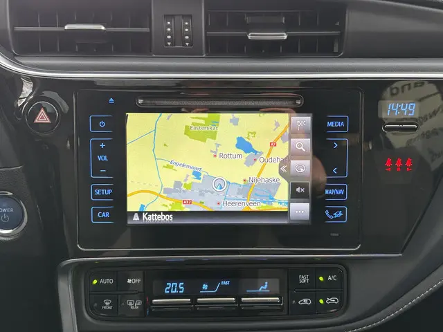 Toyota Auris 1.8 Hybrid Trend 2016 Hybride Benzine 16