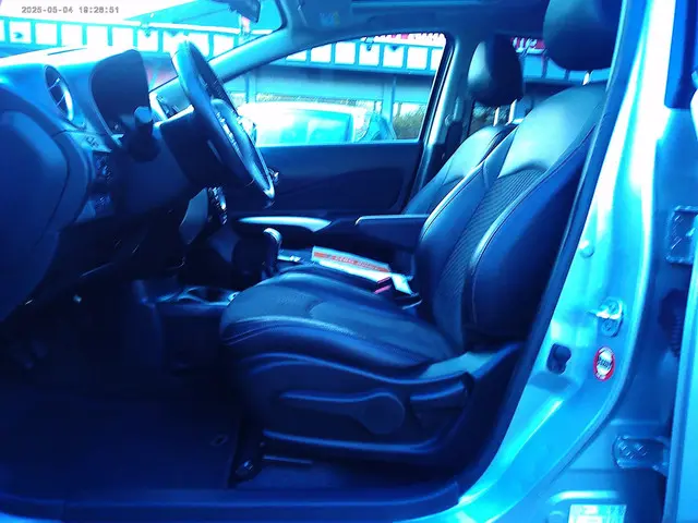 Nissan Note 1.2 DIG-S Tekna ( NAVI +Airco ) 2015 Benzine 9