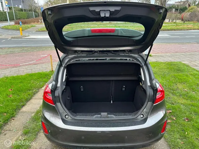 Ford Fiesta 1.1 Trend|NAVI|PDC|CRUISE|AIRCO 2017 Benzine 10