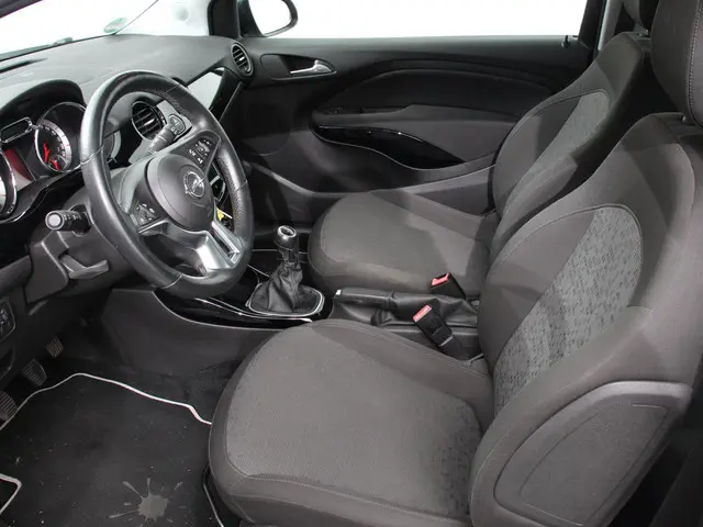 Opel ADAM 1.4 Splash 2013 Benzine 9