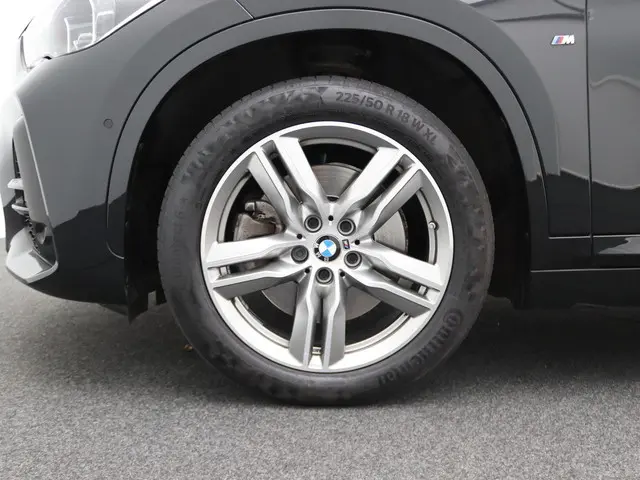 BMW X1 sDrive20i 2020 Benzine 8