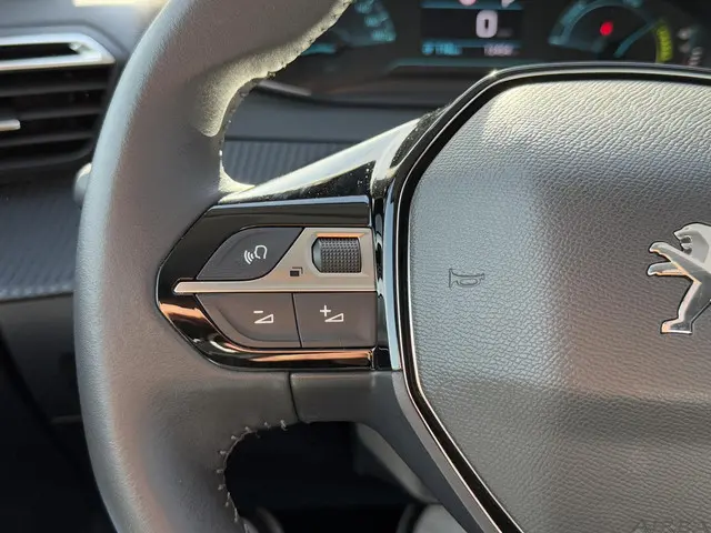 Peugeot e-208 EV Active Pack 50 kWh 2022 Elektrisch 18