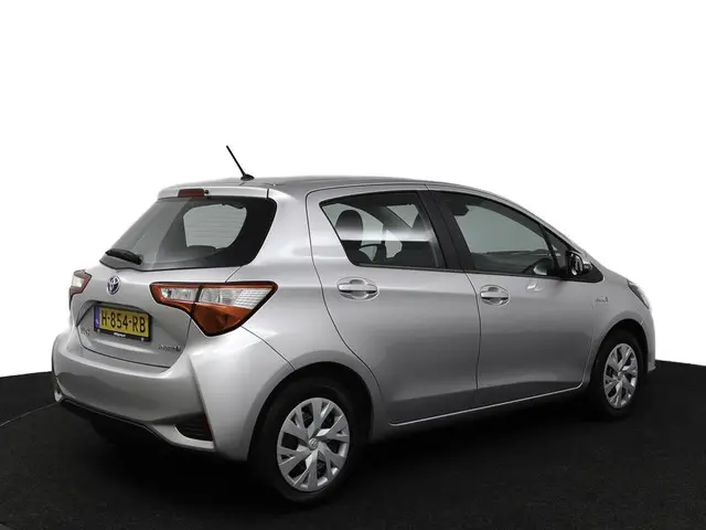 Toyota Yaris 1.5 Hybrid Active 2020 Hybride Benzine 2