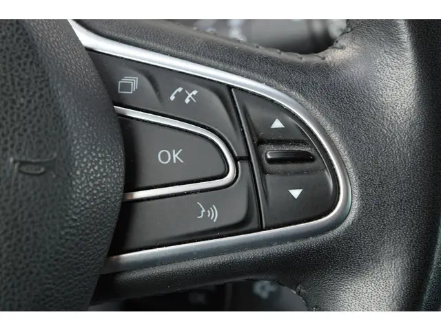 Renault Mégane Estate 1.3 TCe Limited 2018 Benzine 20