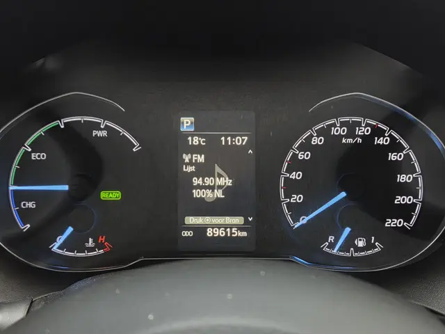 Toyota Yaris 1.5 Hybrid Active 2018 Hybride Benzine 23