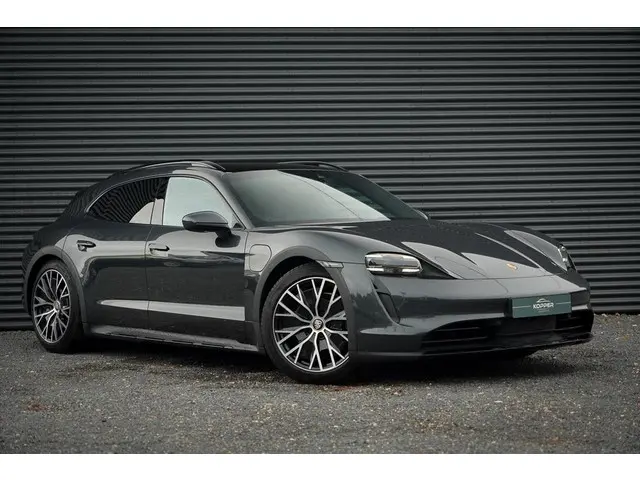 Porsche Taycan Cross Turismo 4 93 kWh 2021 Elektrisch 12