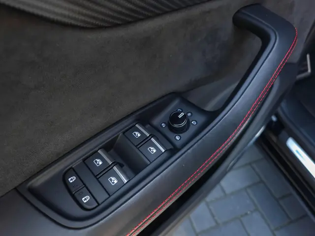 Audi RSQ8 quattro 2020 Benzine 30