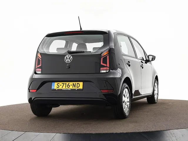 Volkswagen up! 1.0 65pk 2023 Benzine 2