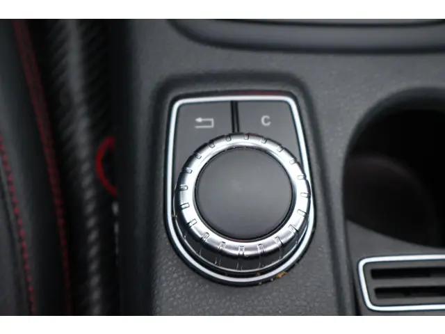 Mercedes-Benz A-Klasse 250 Sport Ambition 2014 Benzine 36