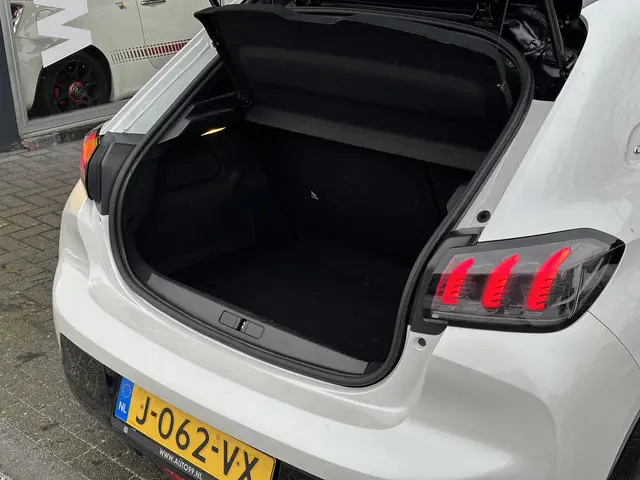 Peugeot 208 1.2 PureTech GT-Line 2020 Benzine 5